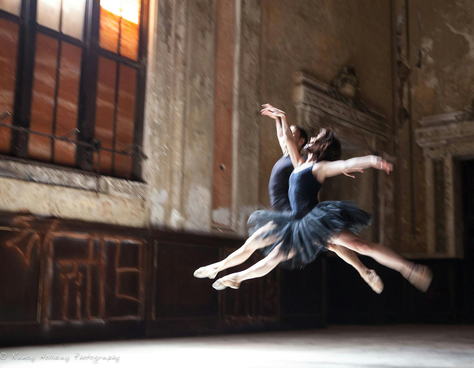 Ballet in the Oakland Wood St Station CA